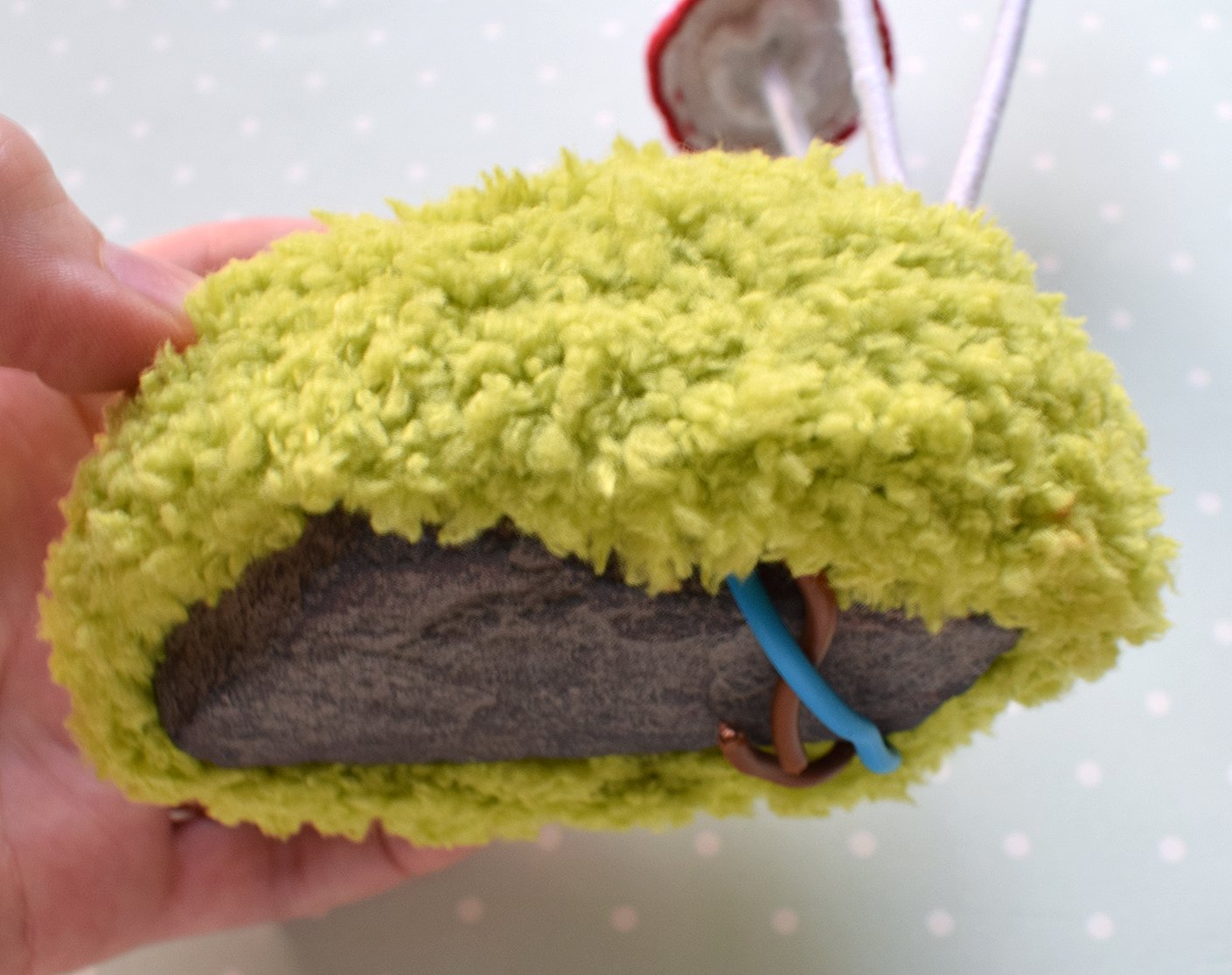 Blog content image for '«Поляна мухоморов» – подставка для колец'