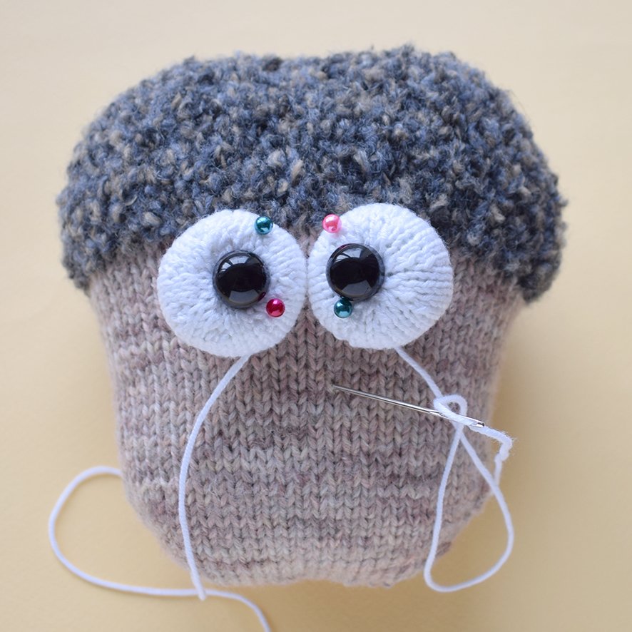 Blog content image for 'Knitting pattern for a "Sheep" cushion'