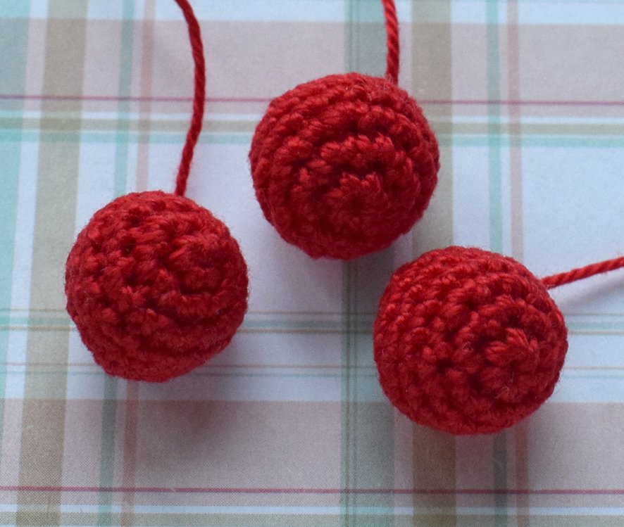 Blog-Inhaltsbild für 'Bärenstiefel - Weihnachtsbroschen'