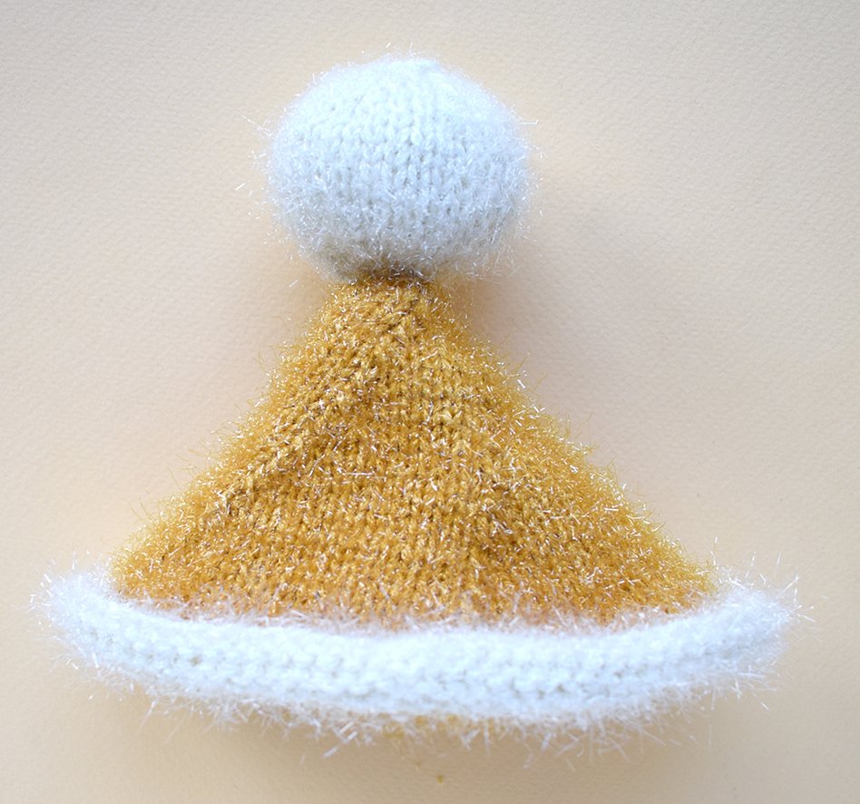 Blog content image for 'Knitting pattern for a "Sheep" cushion'