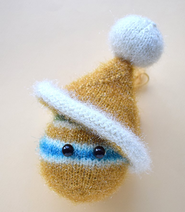 Blog content image for 'Knitting pattern for a "Sheep" cushion'