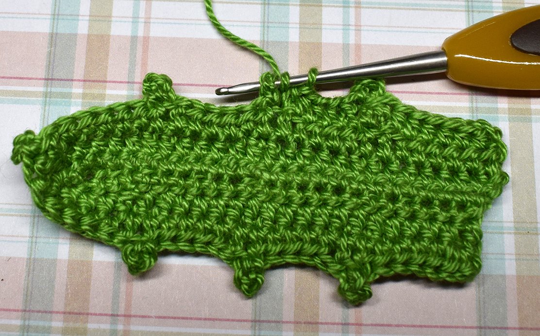 Blog-Inhaltsbild für 'Bärenstiefel - Weihnachtsbroschen'