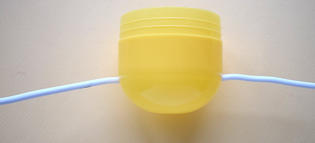 Blog-Inhaltsbild für 'Handyhalterung «Osterrasen» gestrickt'