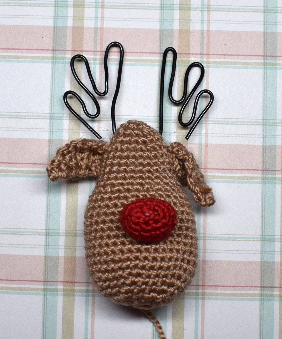 Blog content image for 'Deer - New Year Festive Brooche'