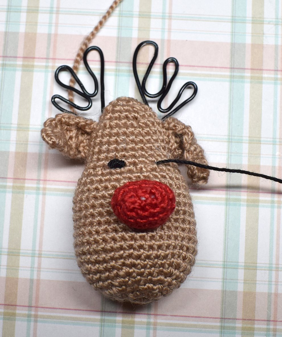 Blog content image for 'Deer - New Year Festive Brooche'