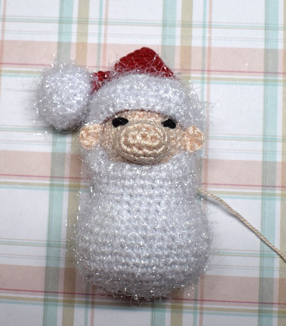 Blog-Inhaltsbild für 'Santa - Weihnachtsbroschen'