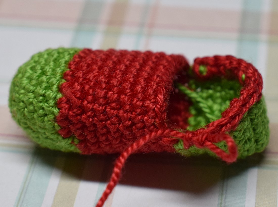 Blog content image for 'Pendant with Christmas socks - New Year Festive Brooche'