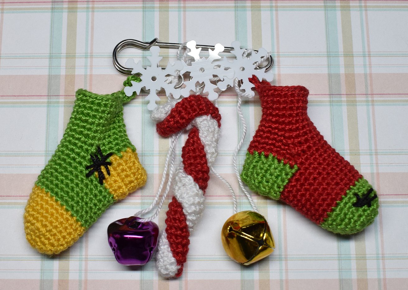 Blog content image for 'Pendant with Christmas socks - New Year Festive Brooche'