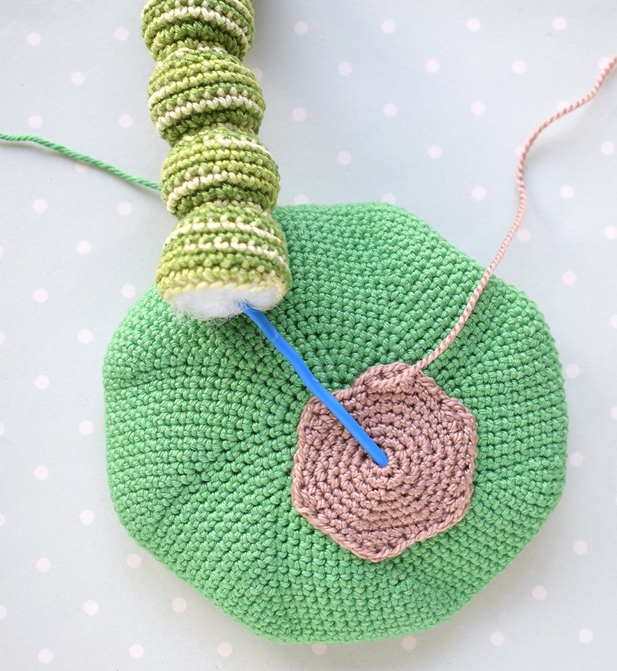 Blog content image for 'Crochet Magnet "Apple with Worm"'