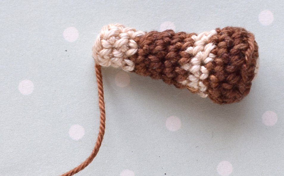 Blog content image for 'Crochet Magnet "Apple with Worm"'