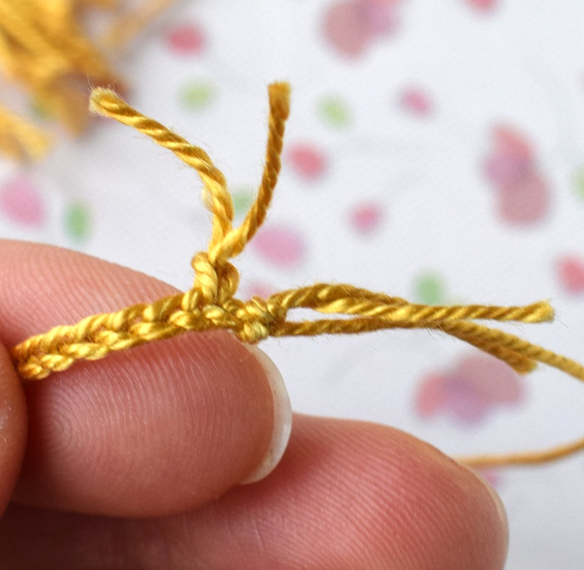 Blog-Inhaltsbild für 'Gehäkelte Fibula Brosche «Das Herz»'