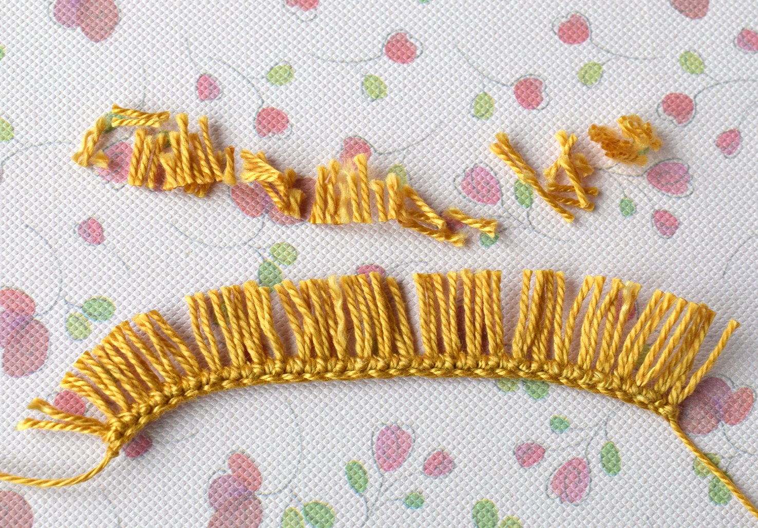 Blog-Inhaltsbild für 'Gehäkelte Fibula Brosche «Das Herz»'