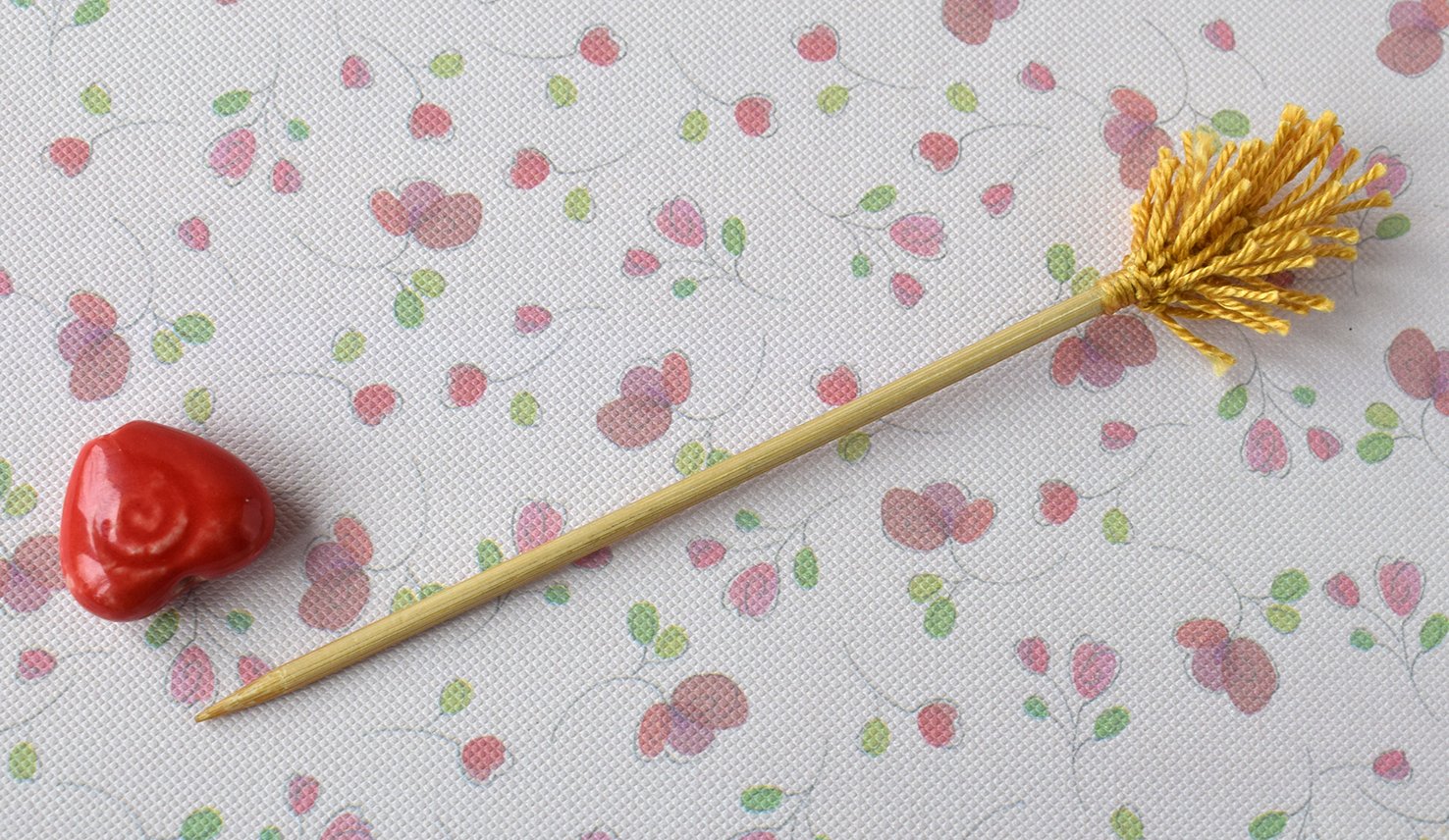 Blog-Inhaltsbild für 'Gehäkelte Fibula Brosche «Das Herz»'