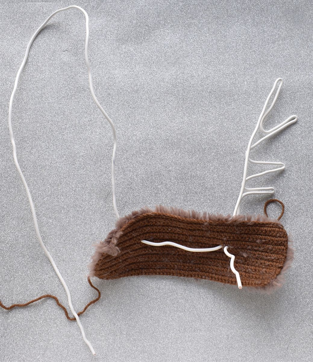 Blog content image for 'Ободок «Рожки рождественского оленя»'