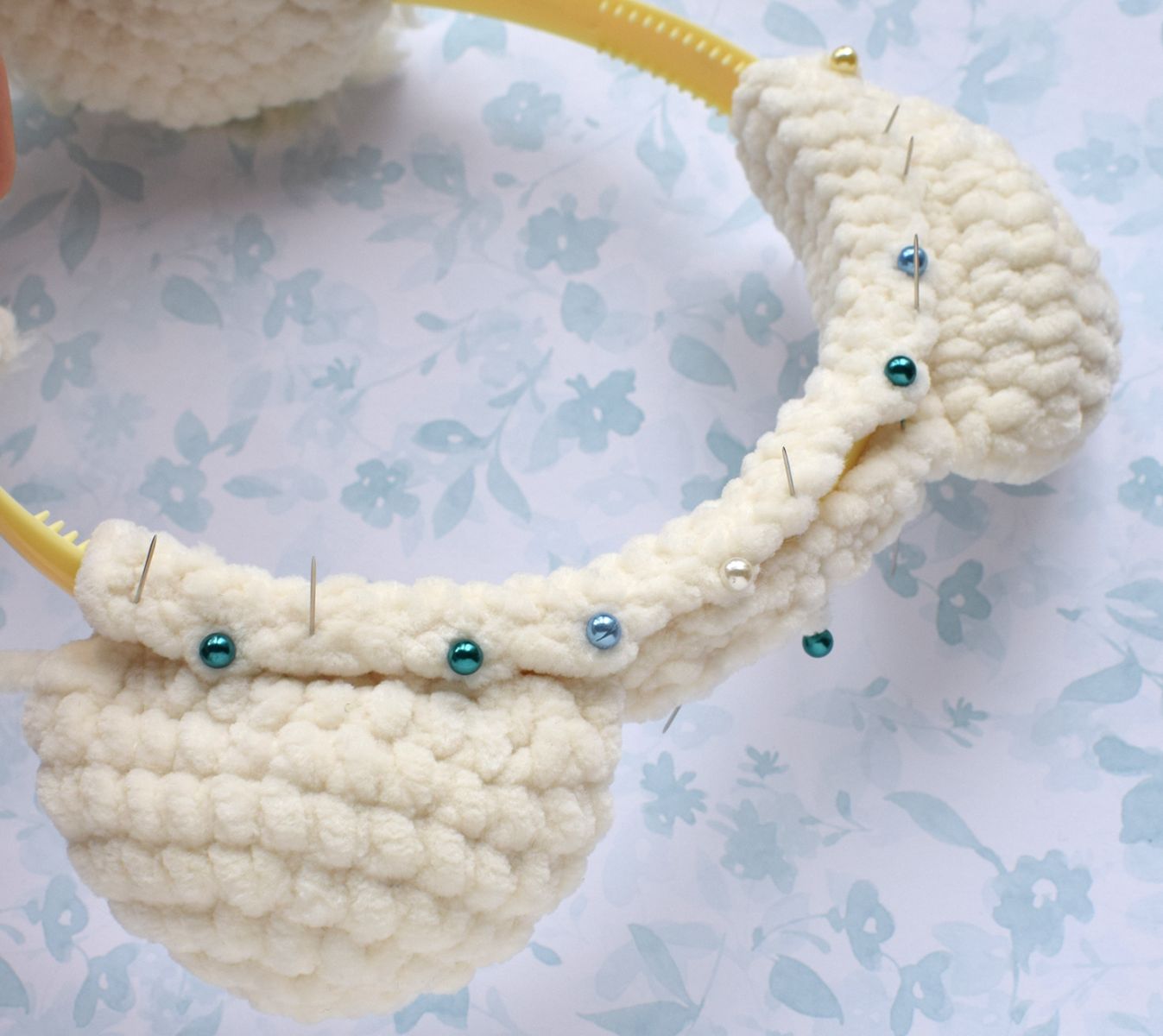 Blog-Inhaltsbild für 'Haarreif flauschige Bärenohren'