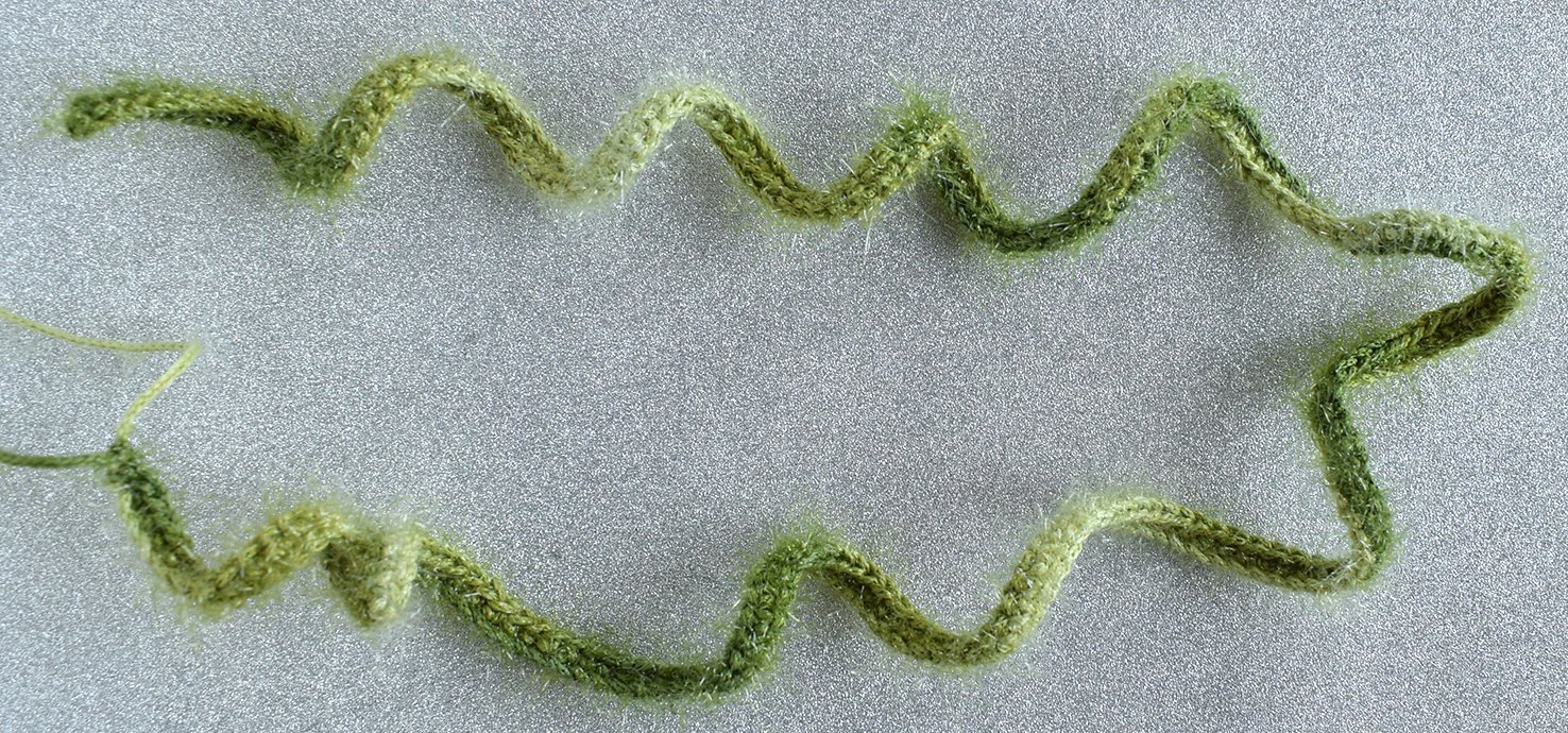 Blog content image for 'Ободок «Рожки рождественского оленя»'