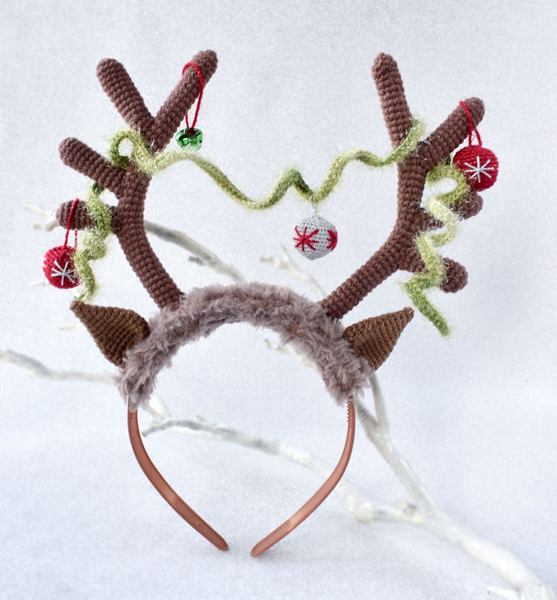 Blog content image for 'Ободок «Рожки рождественского оленя»'