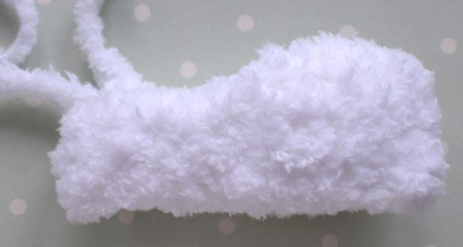 Blog-Inhaltsbild für 'Dekorative "Eisbär" Eierbecher/ Eierwärmer. 2 in 1 - Häkeln + Stricken'