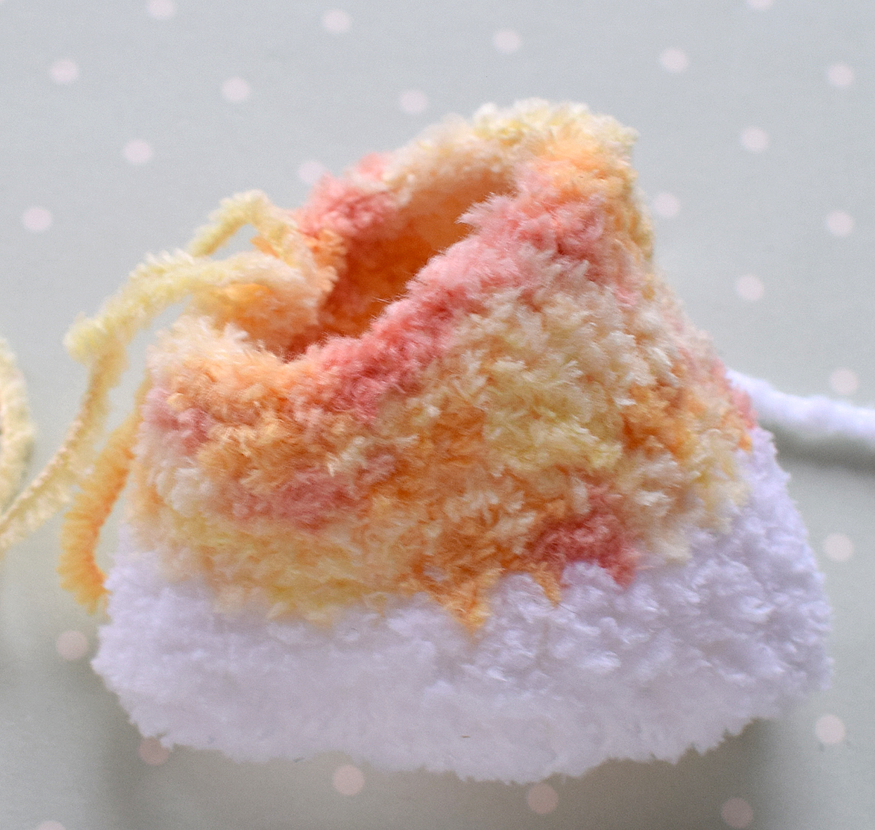 Blog content image for 'Decorative cover for eggs « bear in a sweater ». 2 in 1 - crochet + knitting'