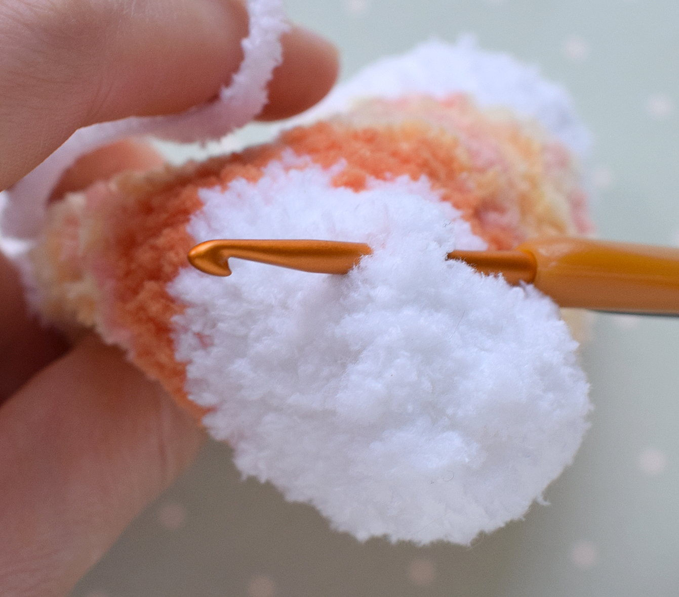 Blog content image for 'Decorative cover for eggs « bear in a sweater ». 2 in 1 - crochet + knitting'