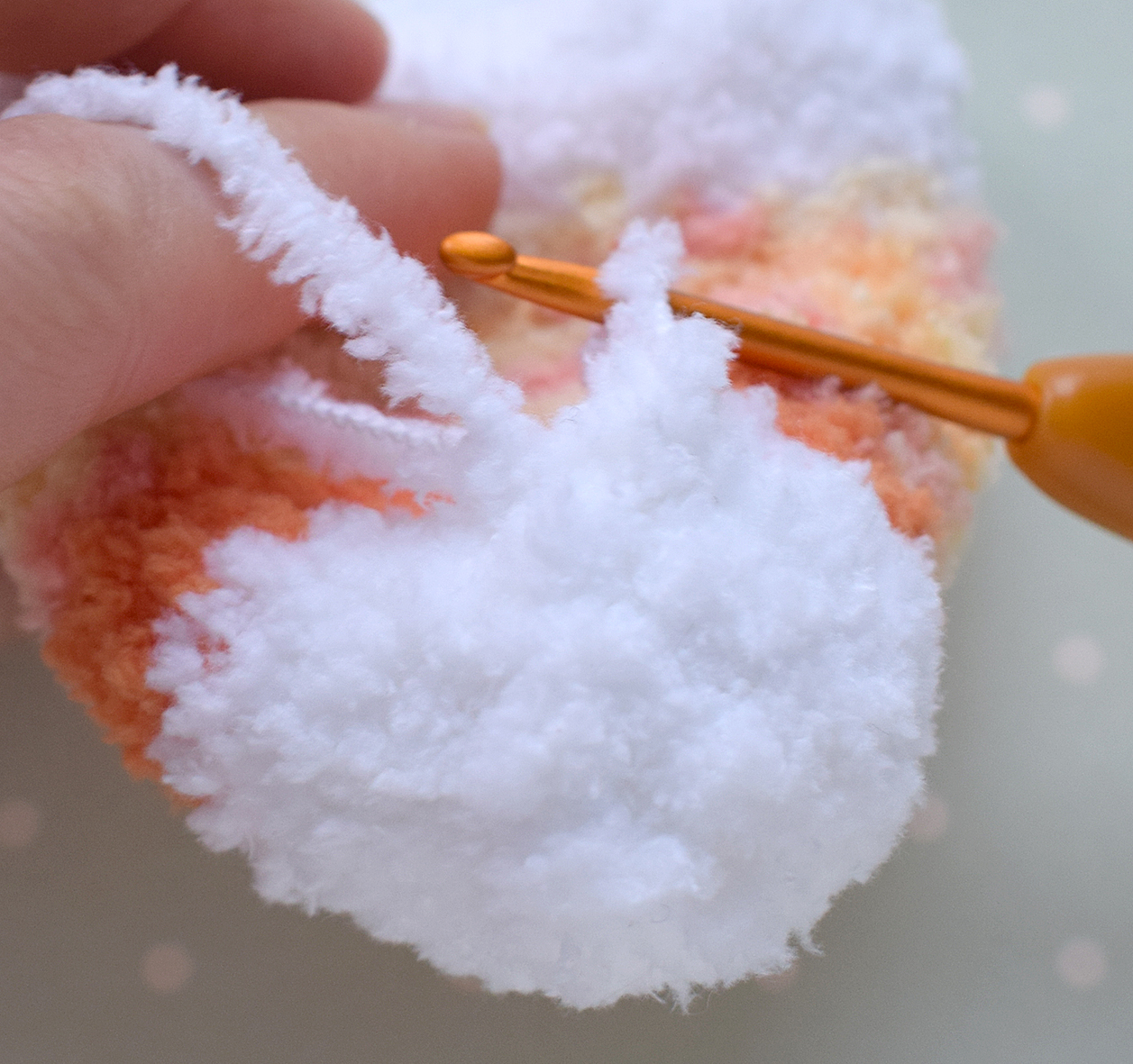 Blog content image for 'Decorative cover for eggs « bear in a sweater ». 2 in 1 - crochet + knitting'