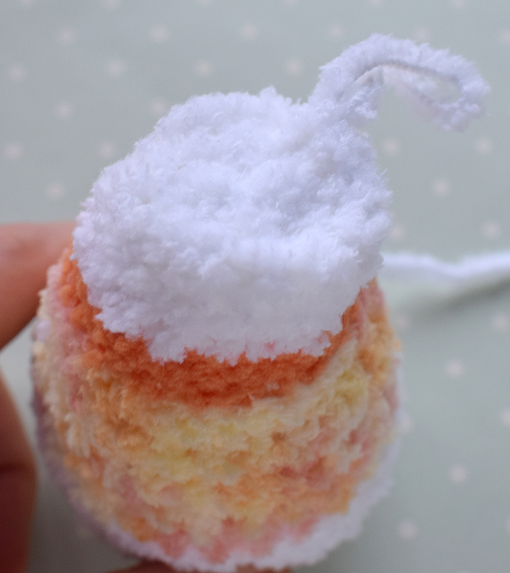 Blog content image for 'Decorative cover for eggs « bear in a sweater ». 2 in 1 - crochet + knitting'