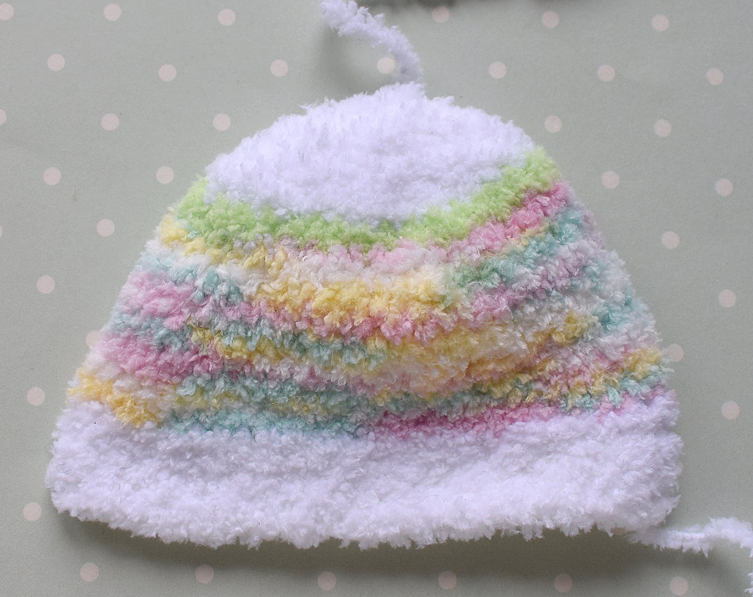 Blog-Inhaltsbild für 'Dekorative "Eisbär" Eierbecher/ Eierwärmer. 2 in 1 - Häkeln + Stricken'