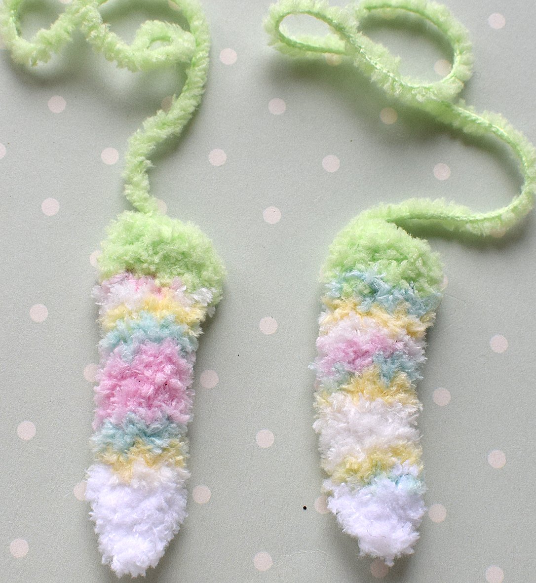 Blog-Inhaltsbild für 'Dekorative "Eisbär" Eierbecher/ Eierwärmer. 2 in 1 - Häkeln + Stricken'