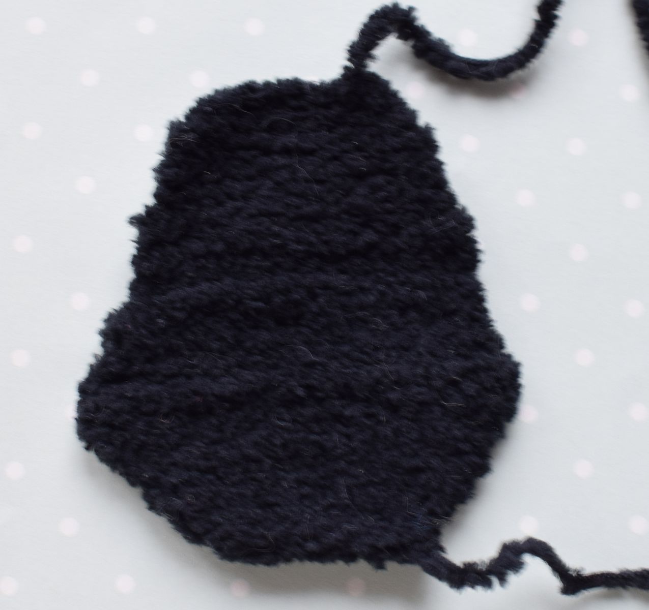 Blog-Inhaltsbild für 'Dekorative "Pinguin" Eierbecher/ Eierwärmer. 2 in 1 - Häkeln + Stricken'