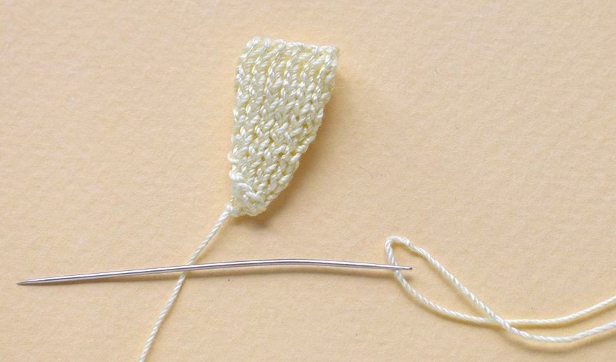 Blog-Inhaltsbild für 'Innenvase «Wiese» Stricken'