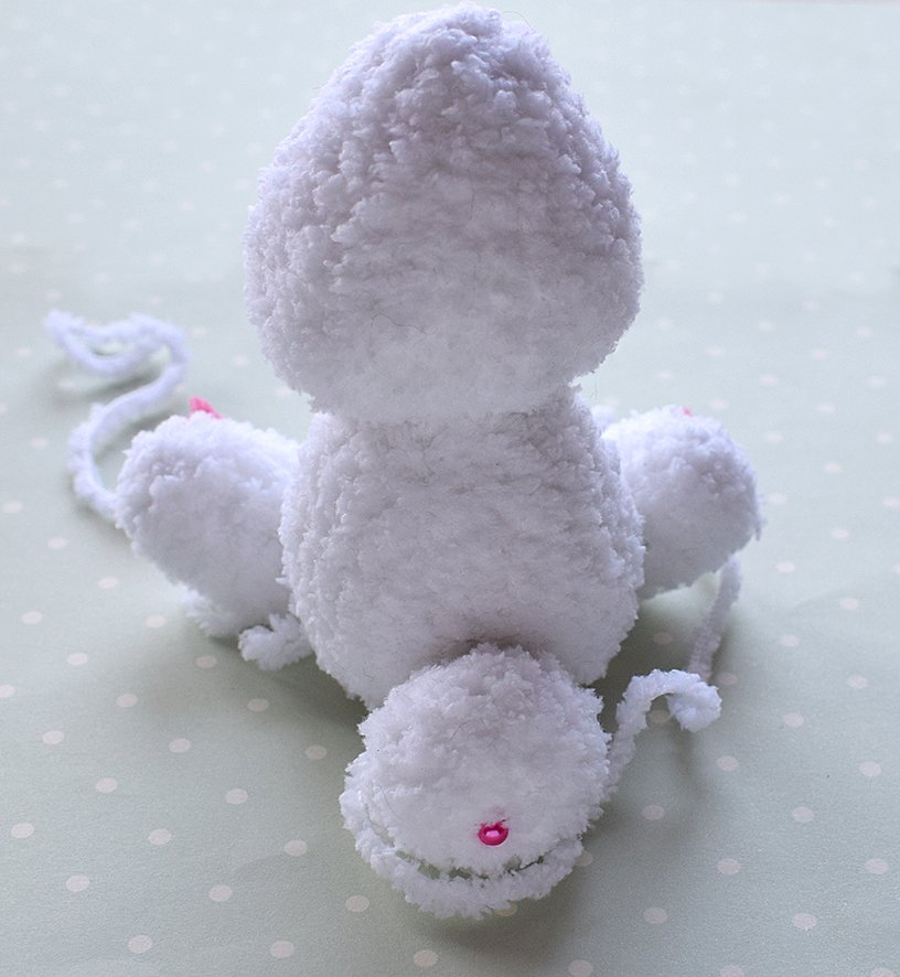 Blog content image for 'The Easter Bunny. 2 in 1 - crochet + knitting'