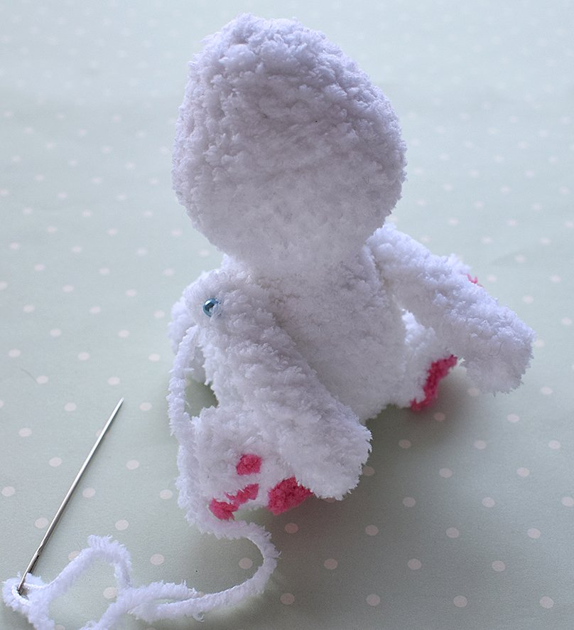 Blog content image for 'The Easter Bunny. 2 in 1 - crochet + knitting'