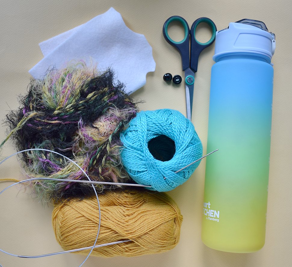 Blog content image for 'Knitted funny water bottle case «Caterpillar»'