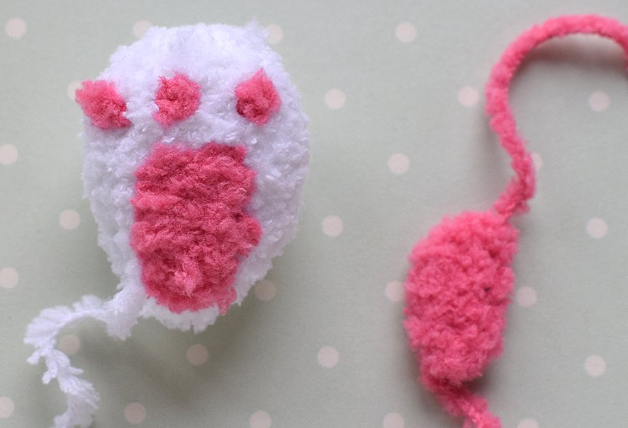 Blog content image for 'The Easter Bunny. 2 in 1 - crochet + knitting'