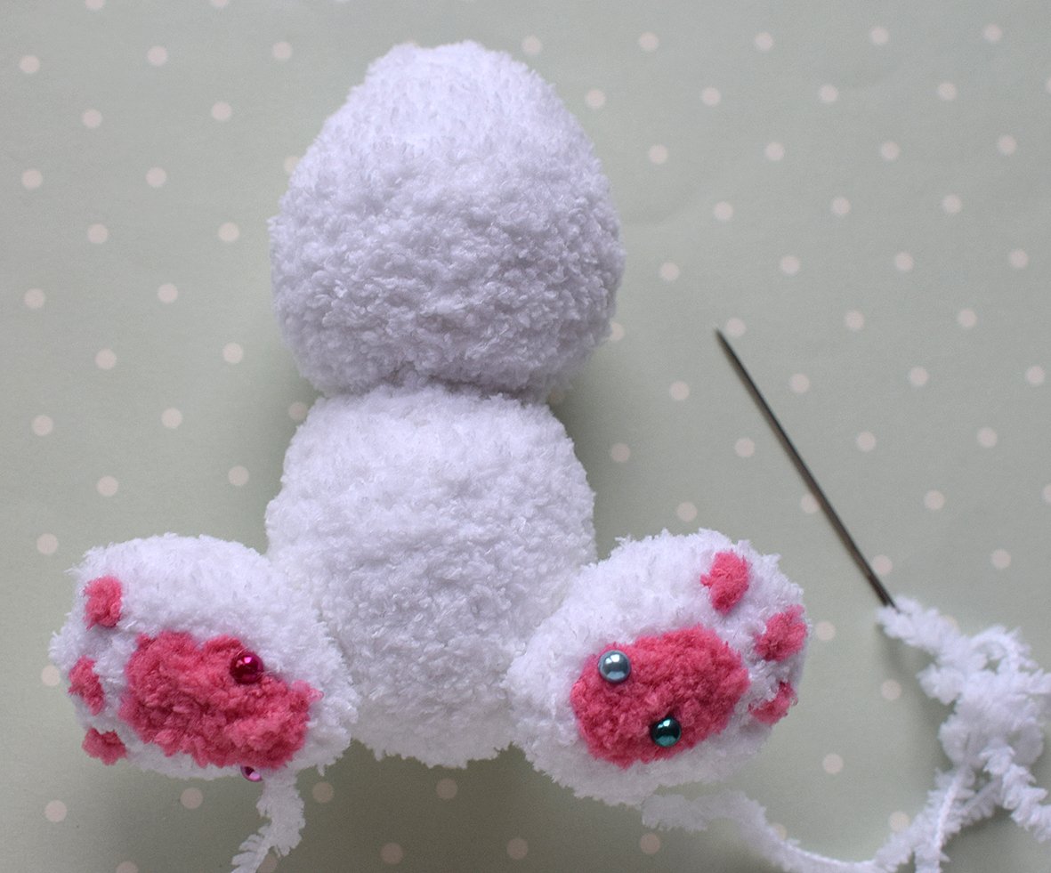 Blog content image for 'The Easter Bunny. 2 in 1 - crochet + knitting'