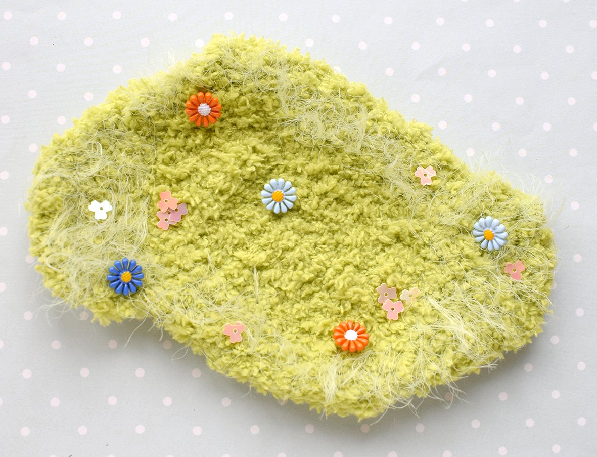 Blog content image for 'The Easter Bunny. 2 in 1 - crochet + knitting'