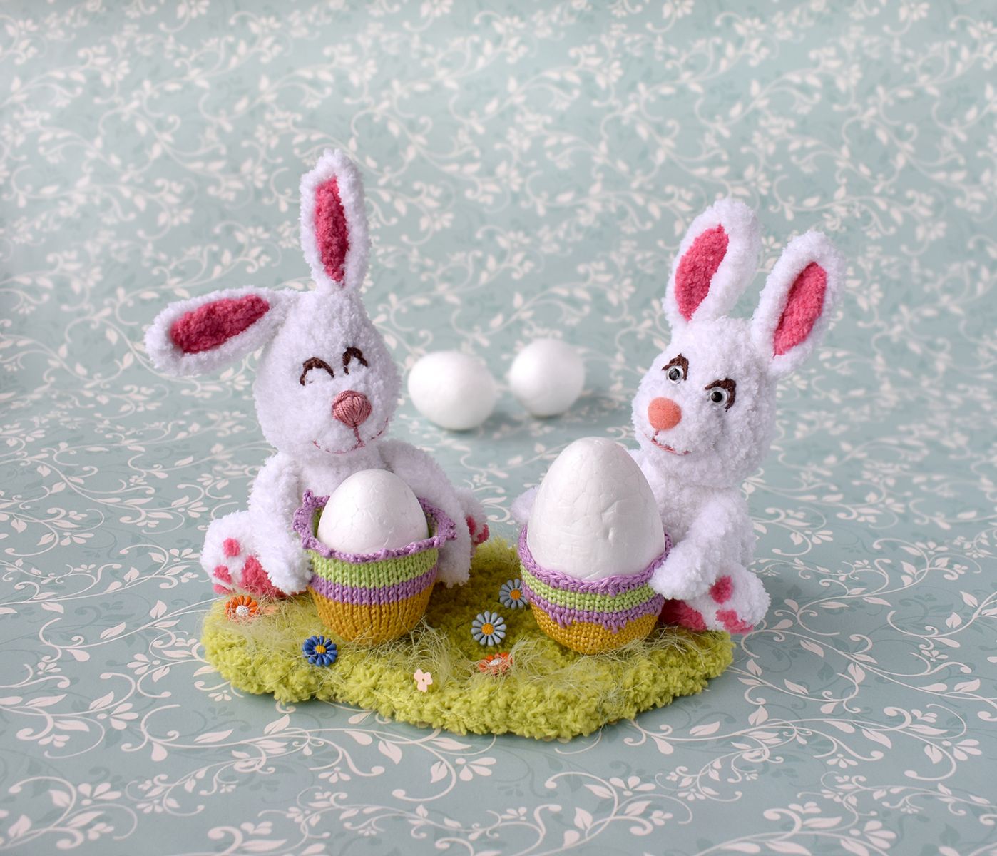 Blog content image for 'The Easter Bunny. 2 in 1 - crochet + knitting'