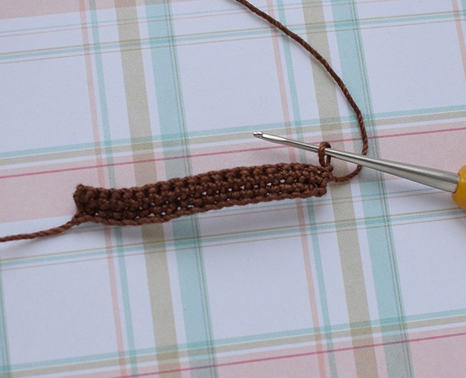 Blog-Inhaltsbild für 'Gratis Häkelanleitung Brosche / Haarspange «Kirsche»'