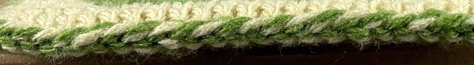 Blog content image for 'Knitting Double-Faced Fabric: The Most Important Edge Techniques, Simply Explained'
