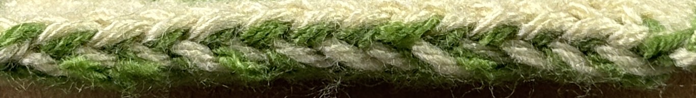 Blog content image for 'Knitting Double-Faced Fabric: The Most Important Edge Techniques, Simply Explained'