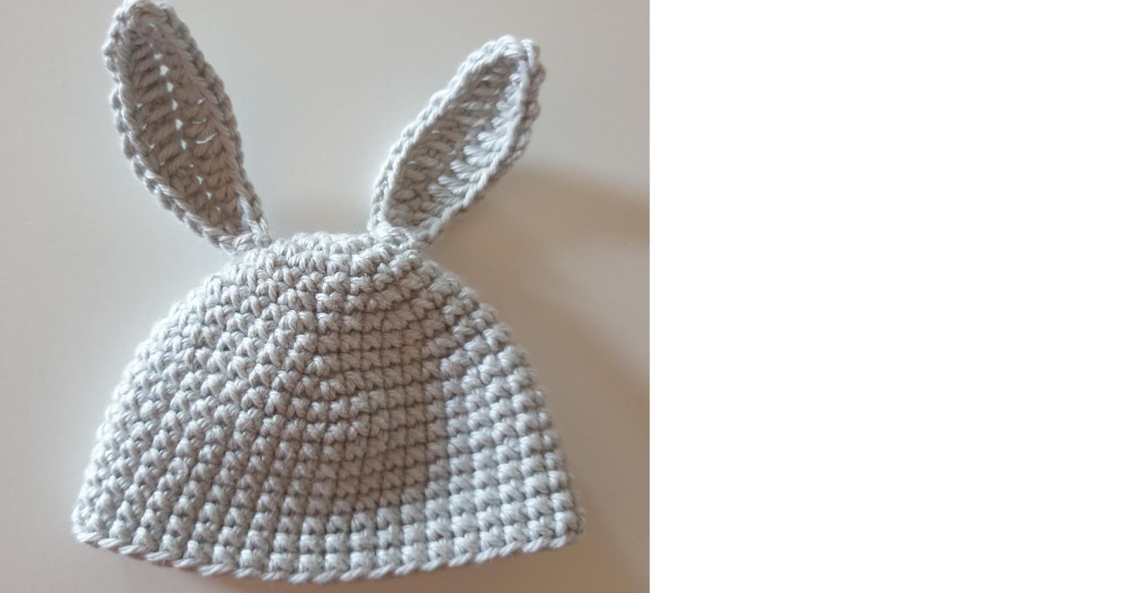 Der Eierbecher mit angenähten Ohren und ohne Deko.