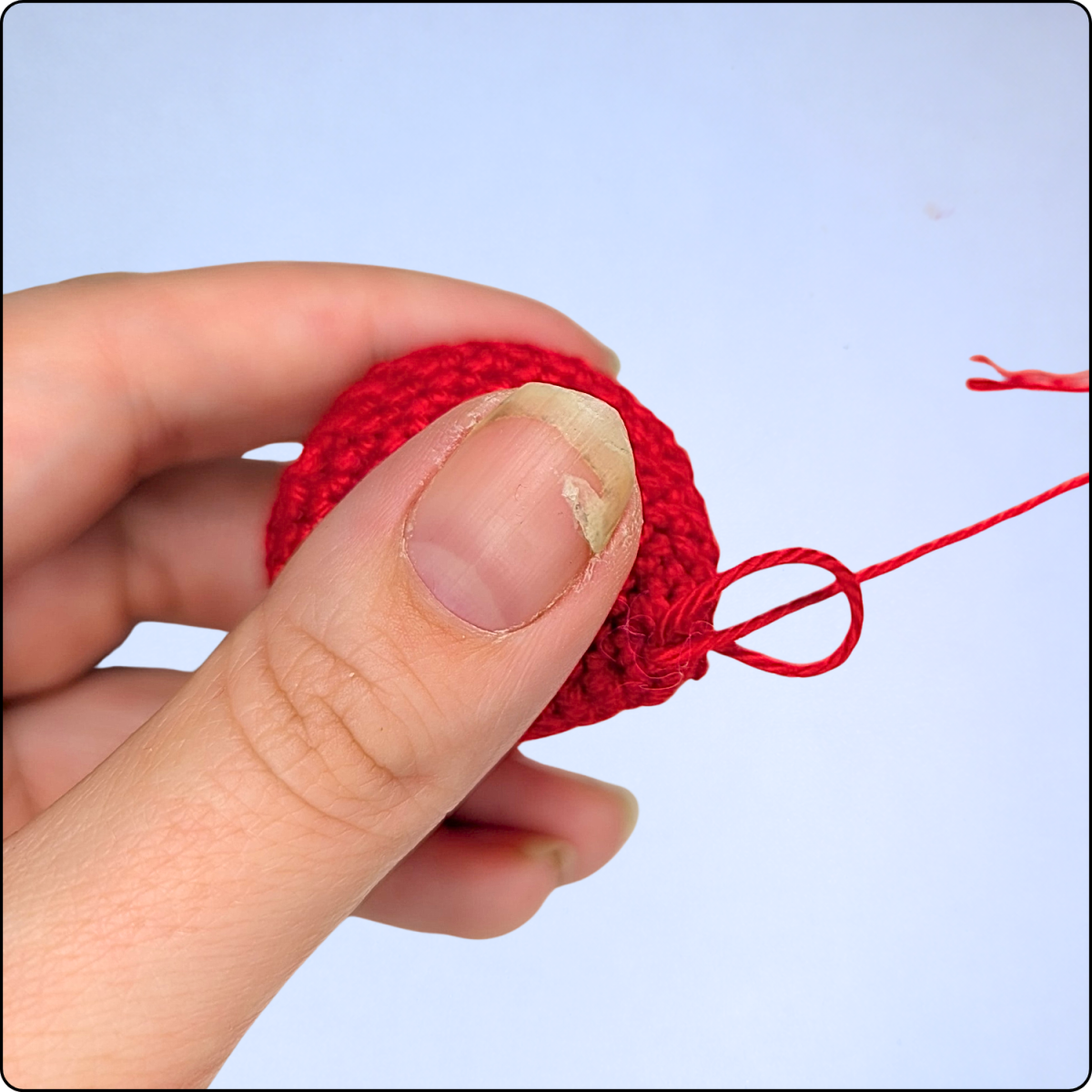 Blog-Inhaltsbild für 'Kostenlose Häkelanleitung: Schlüsselanhänger Erdbeere'