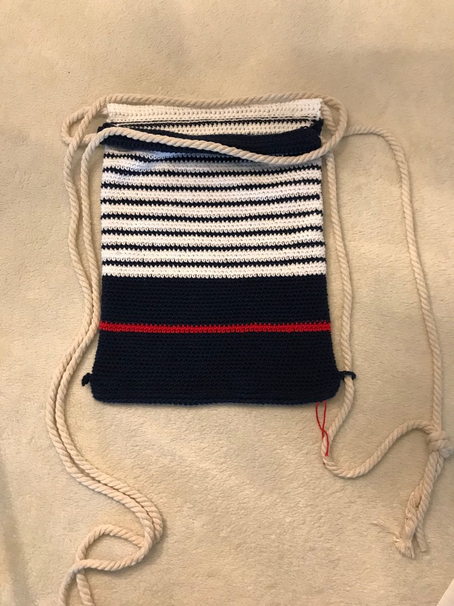 Blog-Inhaltsbild für 'Turnbeutel Marine häkeln'