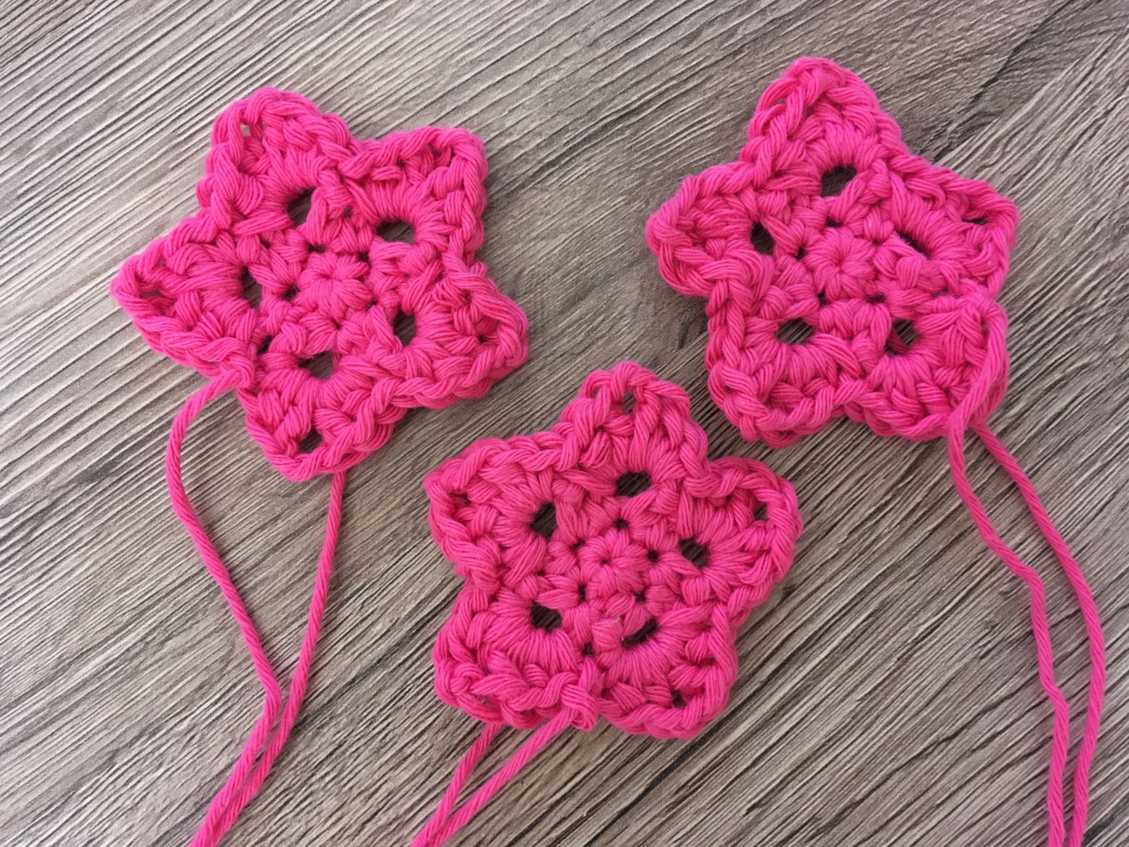 Blog-Inhaltsbild für 'Bettorganizer, kostenlose Häkelanleitung'