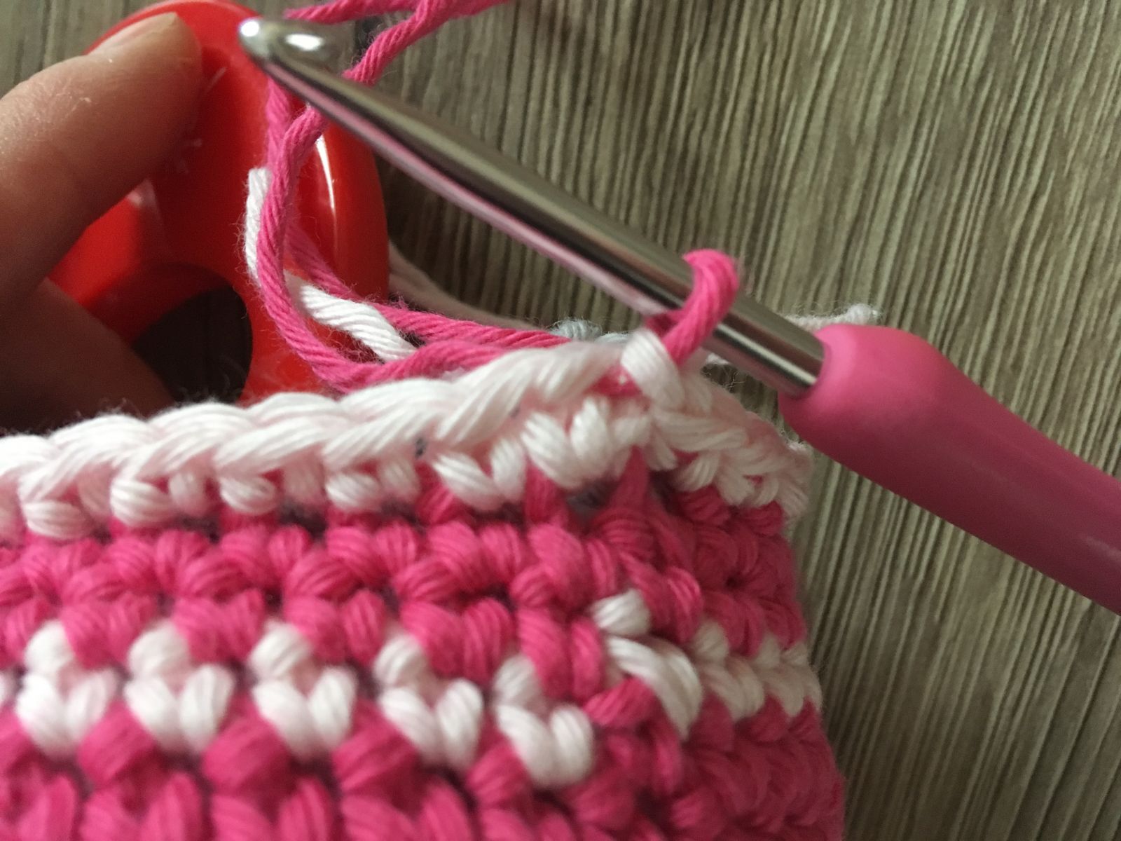 Blog-Inhaltsbild für 'Kostenlose Häkelanleitung, Spieluhr Maus Marla'