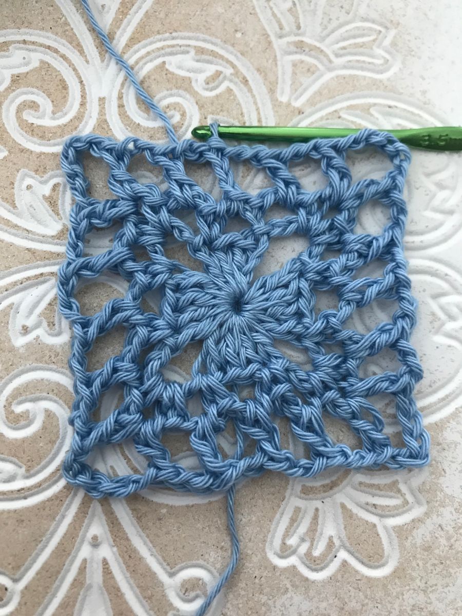 Blog-Inhaltsbild für 'Häkelanleitung Tasche 12'