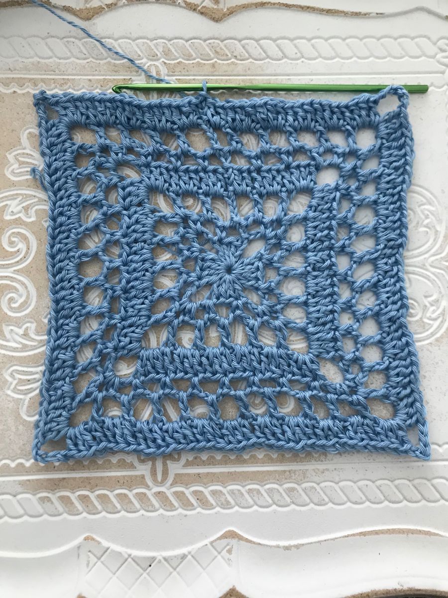 Blog-Inhaltsbild für 'Häkelanleitung Tasche 12'