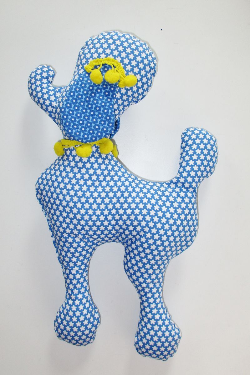 Blog-Inhaltsbild für 'PudelLiebe: Nähe Dir eine Pudelfamilie! Zum Spielen, Bewundern und Liebhaben, das Freebook für das Kuscheltier in zwei Größen: Pudel Hund'