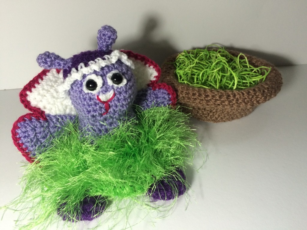 Blog-Inhaltsbild für 'Kostenlose Häkelanleitung - Schmetterling im Topf'