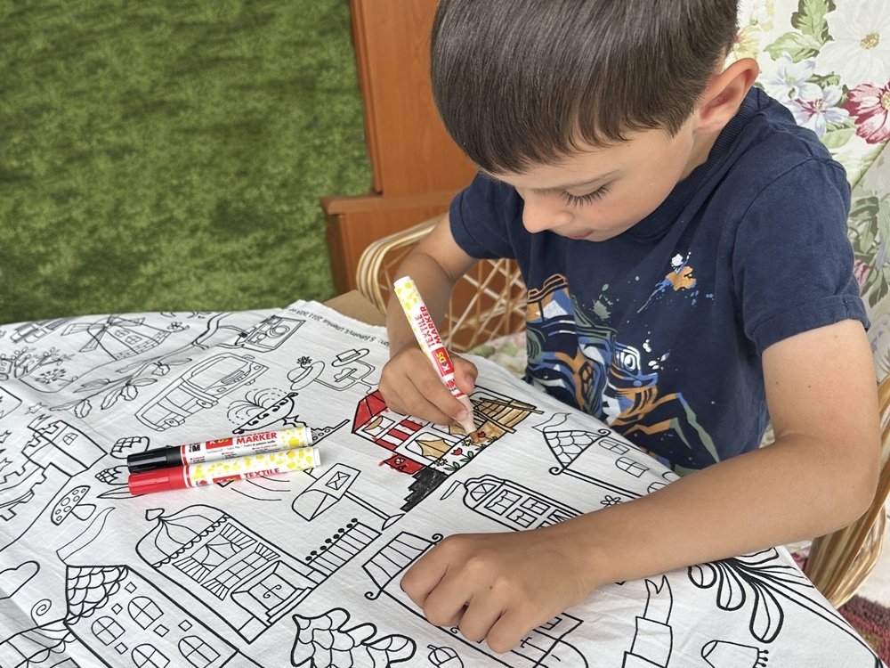 Blog-Inhaltsbild für 'Nähprojekt für Nähanfänger = Beschäftigungsidee für die ganze Familie'